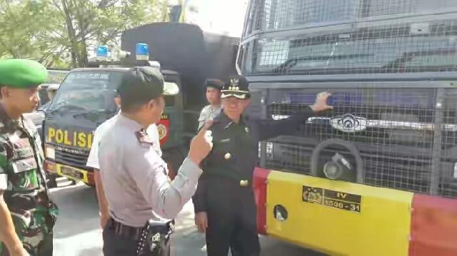 Bupati Inhil Pimpin Upacara Operasi Ramadniya dan Cek Kesiapannya Para Personil