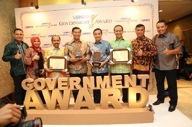 Pekanbaru Raih Goverment Award 2016 Sebagai Kota Investasi Terbaik dan Walikota Inspiratif