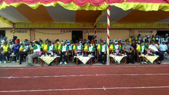 Wardan Buka Turnamen Sepakbola Bupati Cup 2015