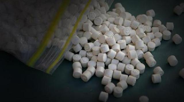 Polisi Amankan Wanita Muda Pemilik Ekstasi di Mangga Besar