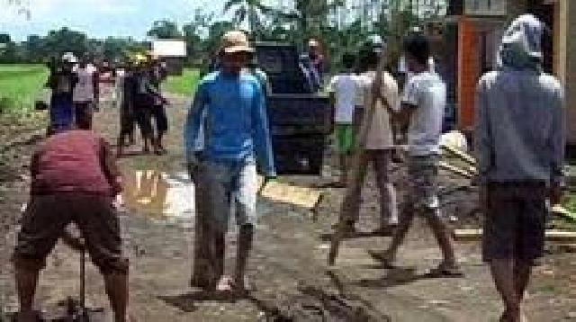 Jalan Diblokir, Ibu yang Baru Melahirkan Ini Meninggal Dunia di Ambulans