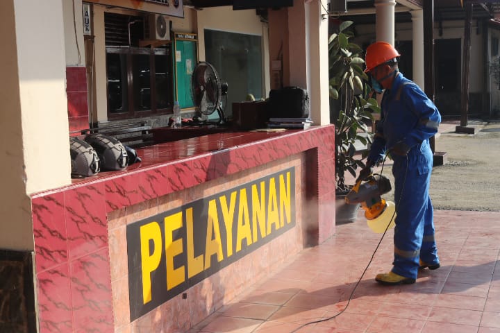 Polres Inhil Dan Tim Gabungan Semprot Dua Lokasi