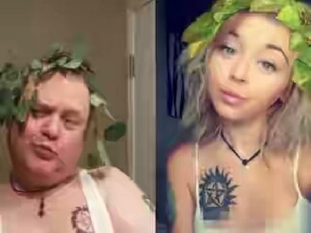 Foto Konyol Ayah yang Tiru Selfie Putrinya Ini Jadi Viral di Media Sosial