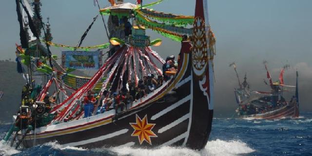 Ritual Petik Laut Muncar Cara Bersyukur Nelayan Banyuwangi