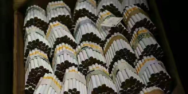 YLKI: Harga Rokok Mahal Turunkan Kemiskinan