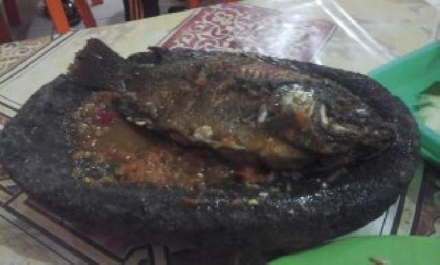 Wong Lamongan Jual Pecel Lele, Tapi Pantang Makan Lele