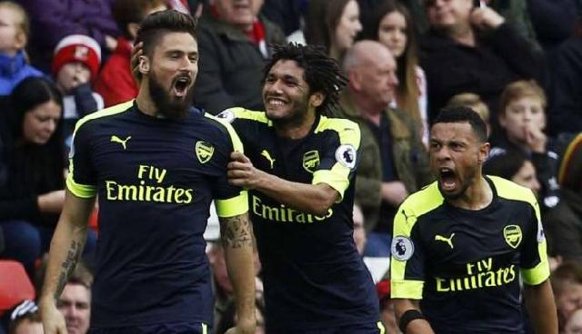 Gilas Sunderland, Arsenal Puncaki Klasemen Sementara