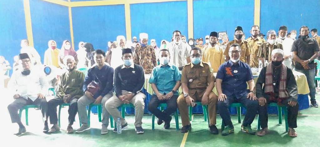 Reses H Dani M Nursalam, Kades Batu Ampar: Hanya Satu Anggota DPRD Riau yang Datang ke Desa Kami