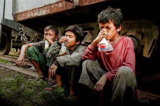 Heboh Soal Penyalahgunaan Lem, Ini Penjelasan Dr Nia Kurnia Dinkes Inhil