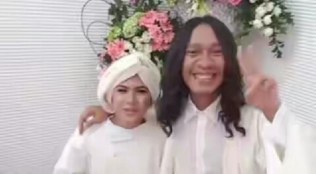 Intip Kemesraan Aming dan Evelyn Saat Berpacaran