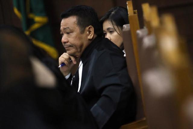 Saat Sekarat, Saksi Sebut Mirna Hanya Bersandar