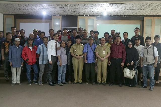 Persoalan Masyarakat dan PT IJA, Pemkab Inhil Tetap Responsif Upaya Penyelesaian