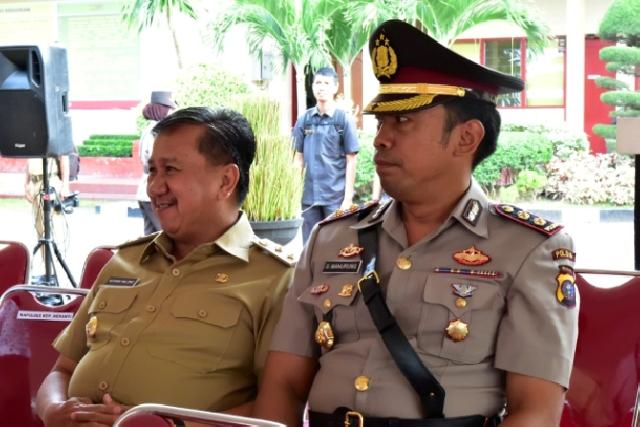 Wabup Inhil Hadiri Upacara Penutupan Pendidikan Pembentukan Bintara Polri