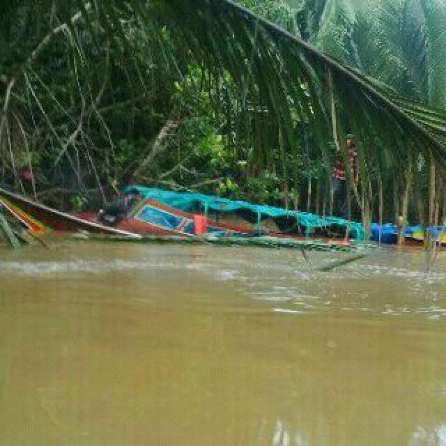 Spedboad Tobindo Express Rute Tembilahan-Pulau Kijang Tenggelam