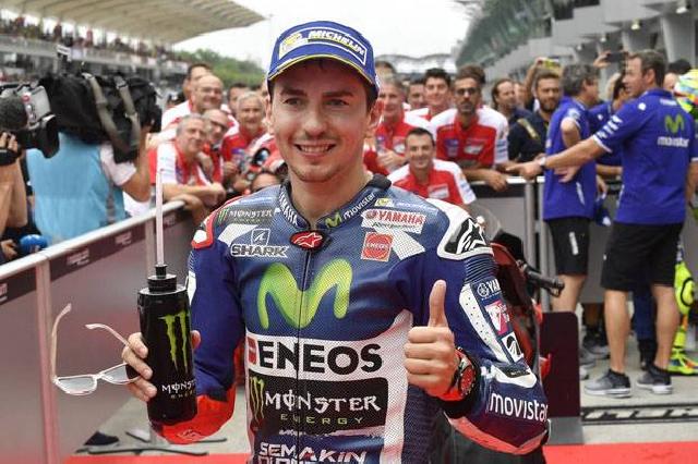 Lorenzo Puas Bisa Bersaing di Trek Basah