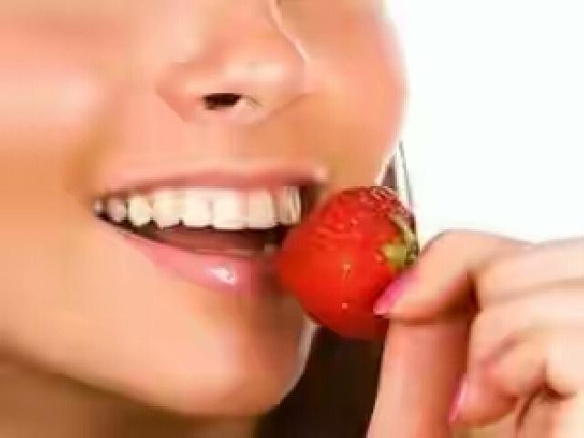 3 Fakta Mengenai Bleaching Gigi Yang Harus Anda Tahu