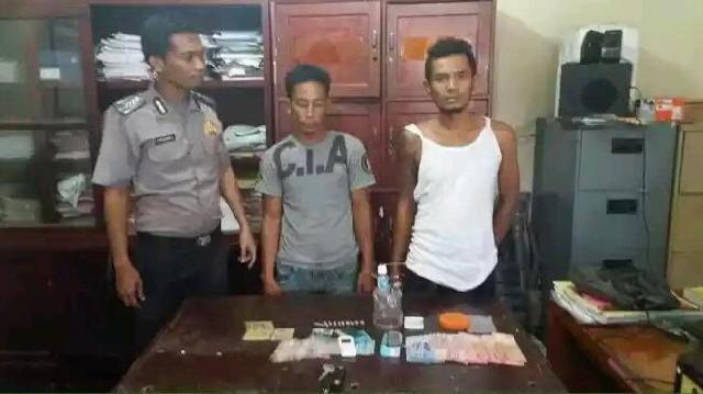 Dua Orang Pengedar Sabu di Rokan Hilir Ditangkap Sedang.....
