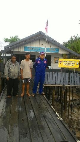 Di Inhil, Kapal Pompong Bermuatan Tiang Listrik Tenggelam, Satu Orang ABK Hilang