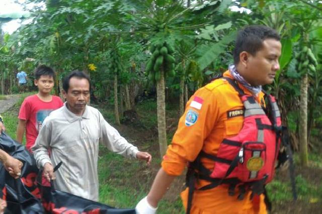 Terseret Arus Sungai Cirapuan, Septian Ditemukan Tak Bernyawa