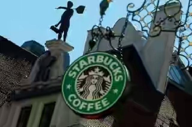 Bos Starbucks Sebut Pengunduran Dirinya Hal yang Baik