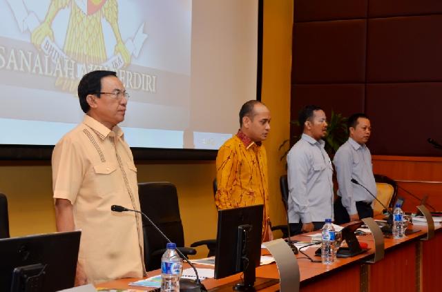 Kata Bupati, Dari 439 Ribu Hektar Tanaman Kelapa di Inhil, 137 Ribu Hektar Rusak