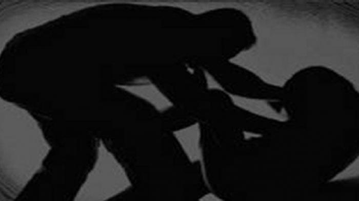 Sambil Mengancam Dengan Pisau, Tetangga Perkosa Siswi SMP