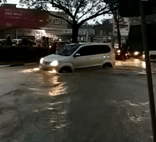 Ini Jalan di Pekanbaru yang Harus Dihindari Saat Hujan Lebat