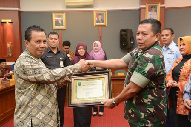 Danrem 031 Wirabuana Dampingi Plt Gubri 