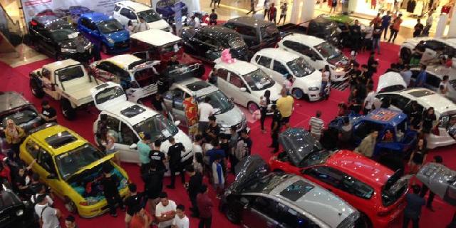 Ratusan Mobil Ramaikan Indonesia Automodified di Lombok