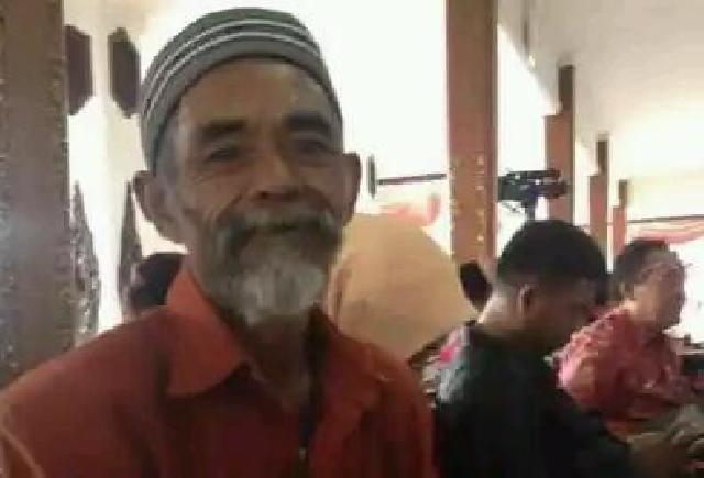 Sungguh Mulia, Kakek Tua Ini Selalu Sedekah Dengan Siapapun, Termasuk Orang Kaya