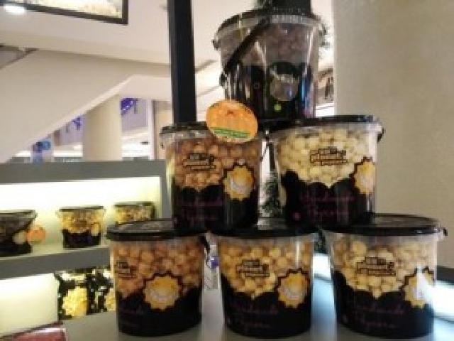 Sambut Tahun Baru 2017, Penjualan Planet PopCorn Pekanbaru Booming