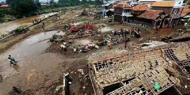 Harapan Itu Muncul di Tengah Duka