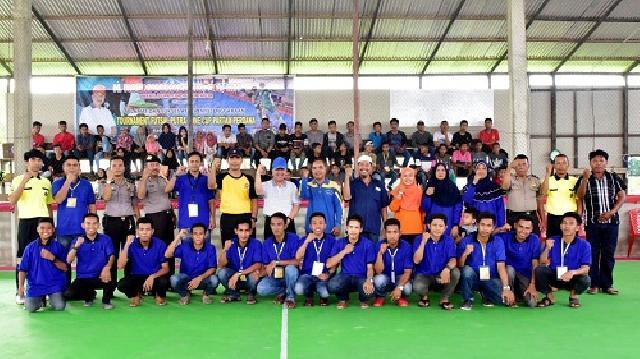 Wabup Inhil Buka Turnamen Futsal Putra Bone Cup Partam